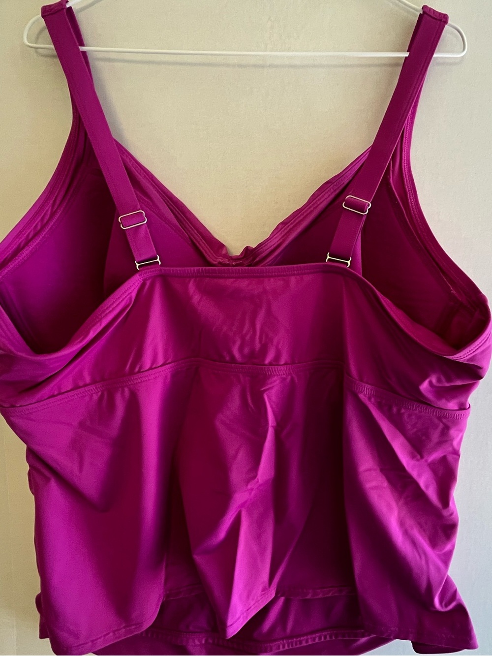 Land's End Womens 24W, Fuschia/Magenta/Hot Pink Twist-Front Tankini Top - Picture 5 of 8